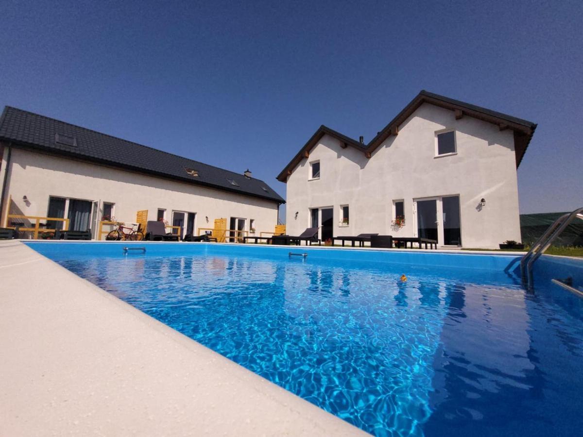 Apartamenty U Hanysa Нєхоже Екстер'єр фото